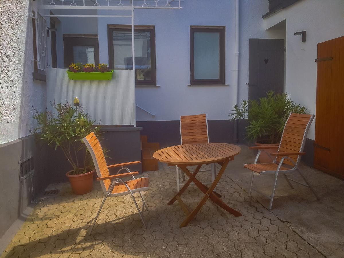 Ferienwohnungen Haus Am Wuerzlaysteig Lehmen Zewnętrze zdjęcie